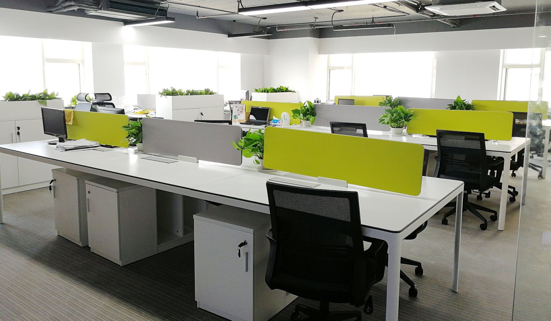 GEMSTAR engineering floor